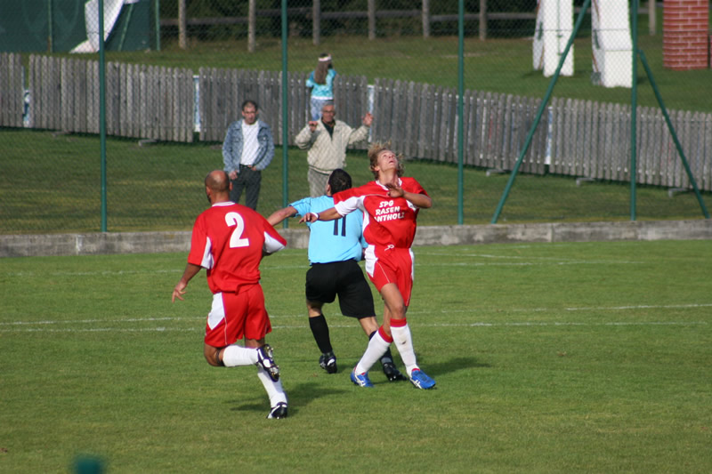 gal/08. Spieltag- SV Reischach-Rasen/2006-10-24 - SVR gg. Rasen-Antholz 069.jpg